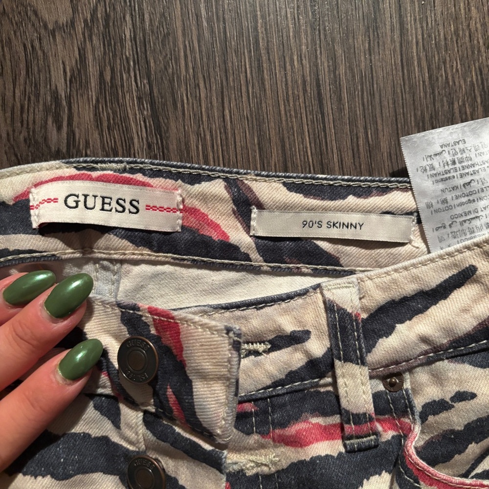 Zebra Print High-Waisted Jeans - Picture 5 of 5